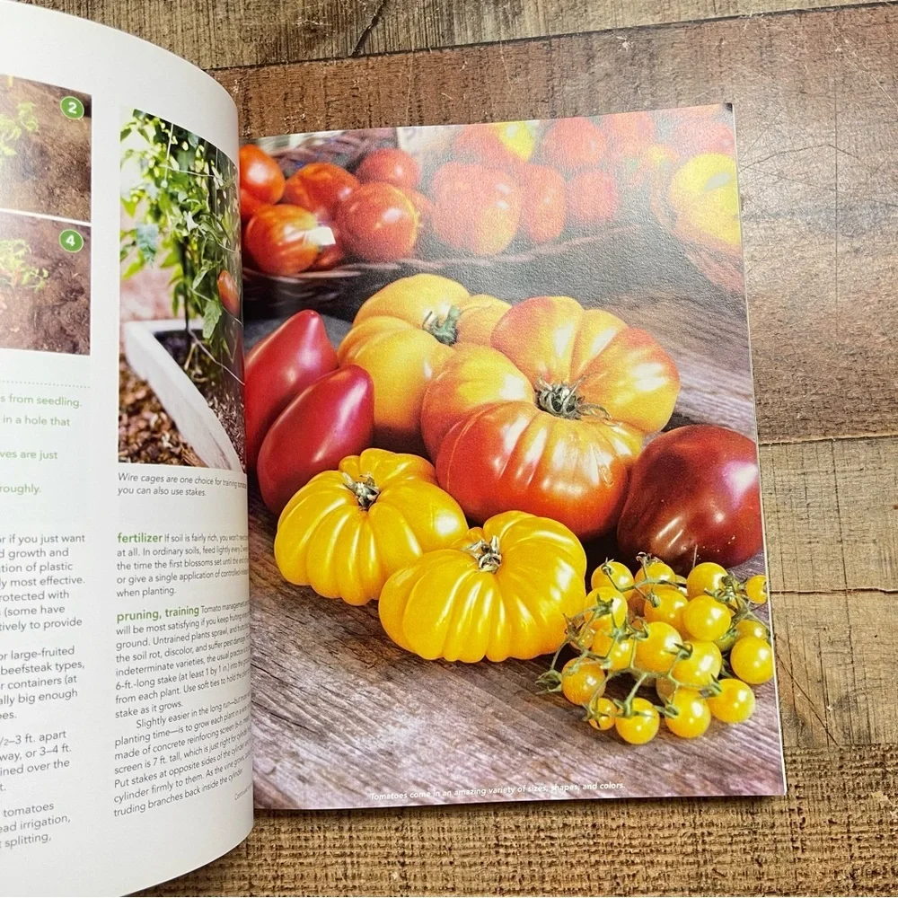 Sunset Western Garden Book of Edibles - Green Cover